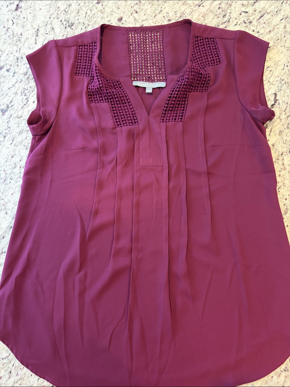 Daniel Rainn Burgundy Crochet Yoke Cap Sleeve Blouse